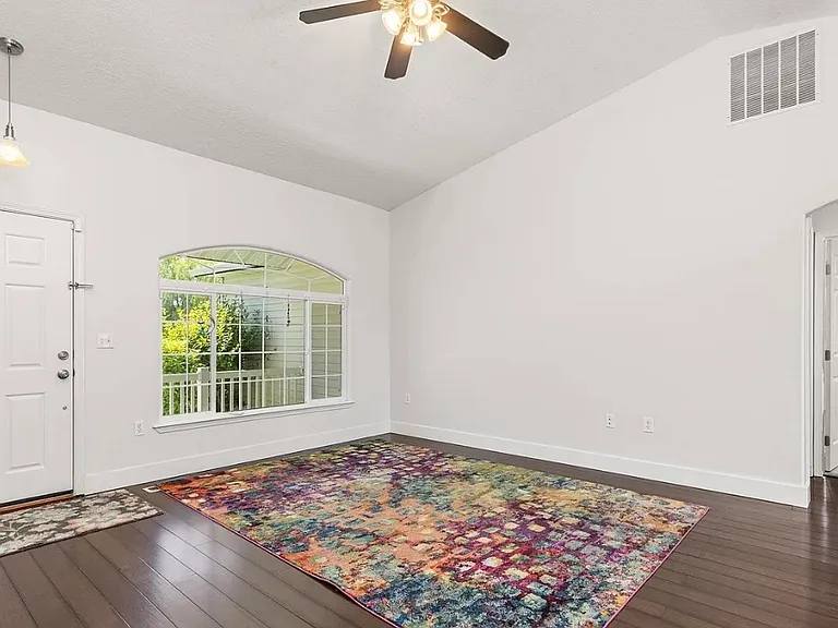 3907 N Abbott St — Photo 6