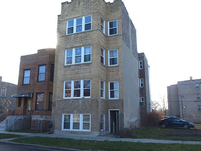 1st image of 4153 W Gladys Ave