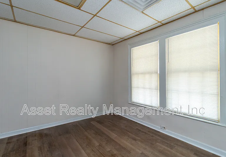 221 Hawthorne Ave #2 — Photo 12