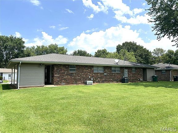 3rd image of 106 Liberty Dr