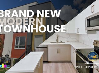 7412 34th Ave NW #1, Calgary, AB T3B1N6