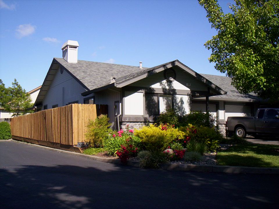 1st image of 228 Usher Dr