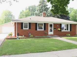 1049 Biemeret St, Green Bay, WI 54304