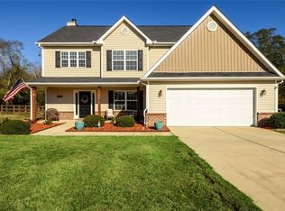 1670 Bismarck Cir, Winder, GA 30680