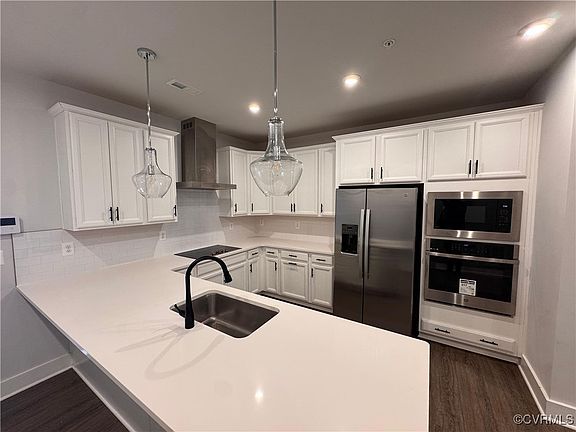 2nd image of 1508 W Moore St #A