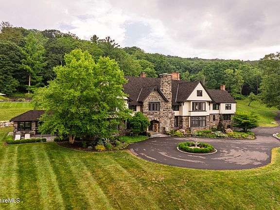 2nd image of 399 Under Mountain Rd