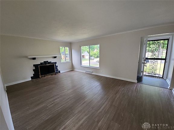 3rd image of 3416 Indian Hill Dr
