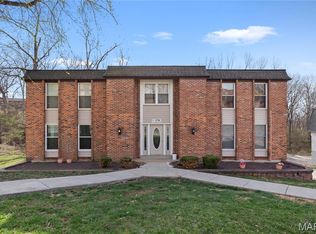 2758 Blackforest Dr APT A, Saint Louis, MO 63129