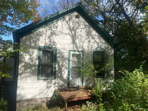 210 3rd Ave, Bessemer, MI 49911