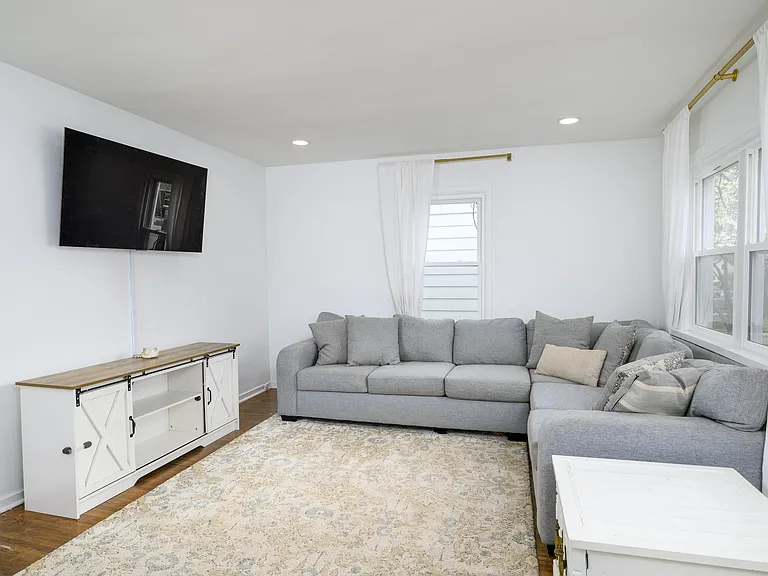 600 Marquette Dr — Photo 6