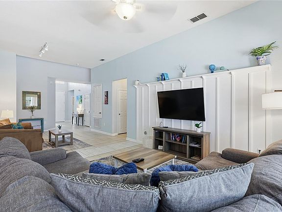 2nd image of 2689 MANESTY LANE