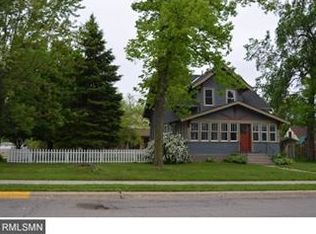 110 6th St SW, Cokato, MN 55321