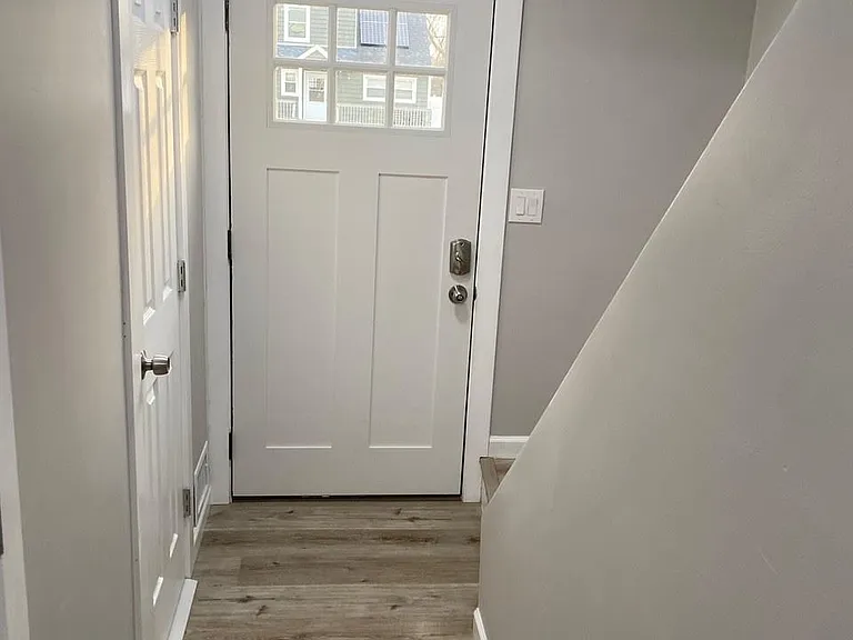 36 Oneida Ave — Photo 7