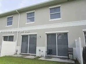 Gulfstream Square Condo — Photo 2