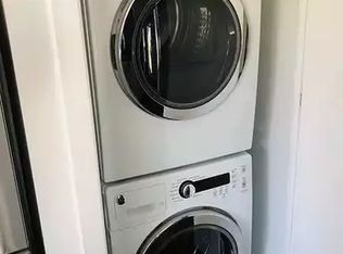 11 Charlotte St #409, Toronto, ON M5V0M6