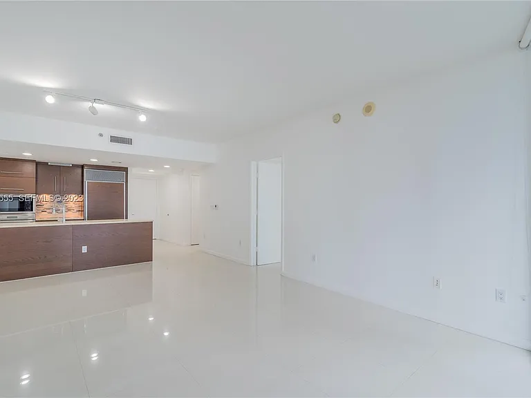 475 Brickell Ave #1301 — Photo 7