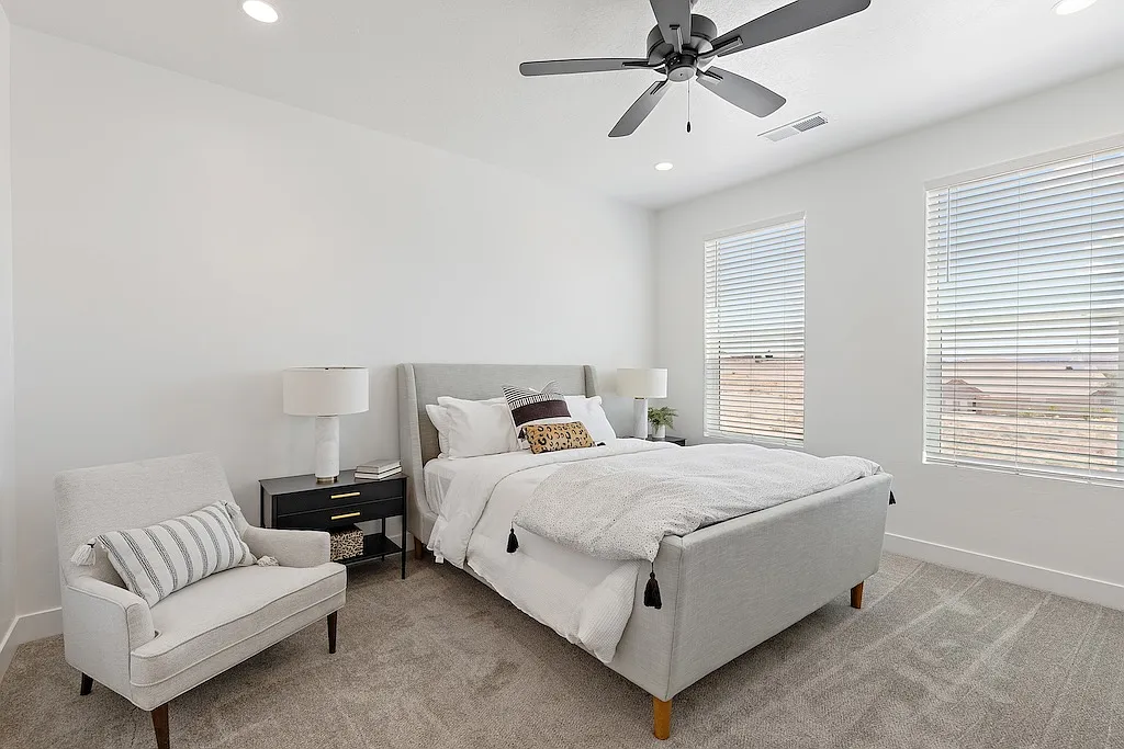 1094 West Albertine Lane - 126 — Photo 4