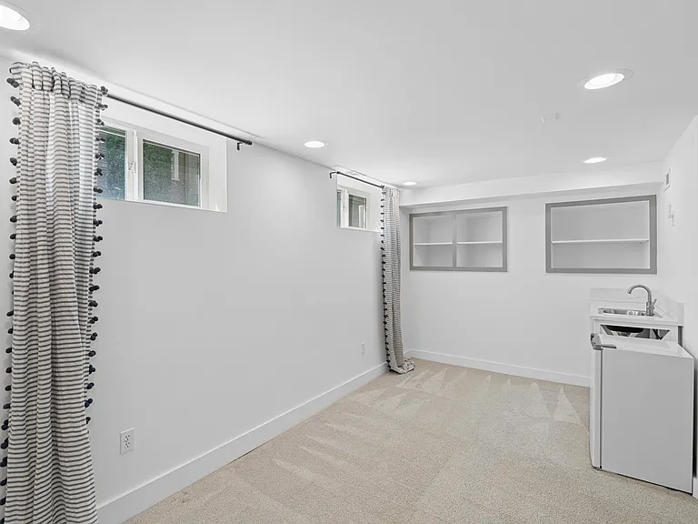 2734 NE 36th Ave #A — Photo 20