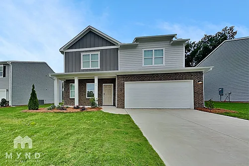 56 Heartland Dr Photo 1