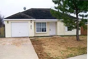 3577 Hemlock Pl — Photo 1