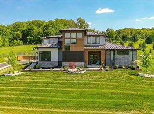 3982 Kozy Korner Rd, Center Valley, PA 18034