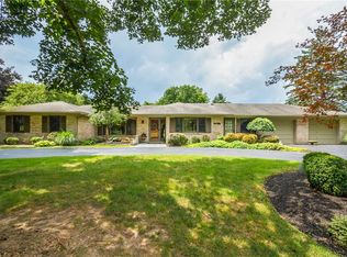 250 Mendon Ionia Rd, Honeoye Falls, NY 14472