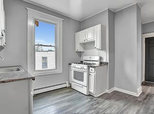 49 Tichenor Ter FLOOR 2, Irvington, NJ 07111