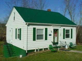 418 W Glade St, Glade Spring, VA 24340