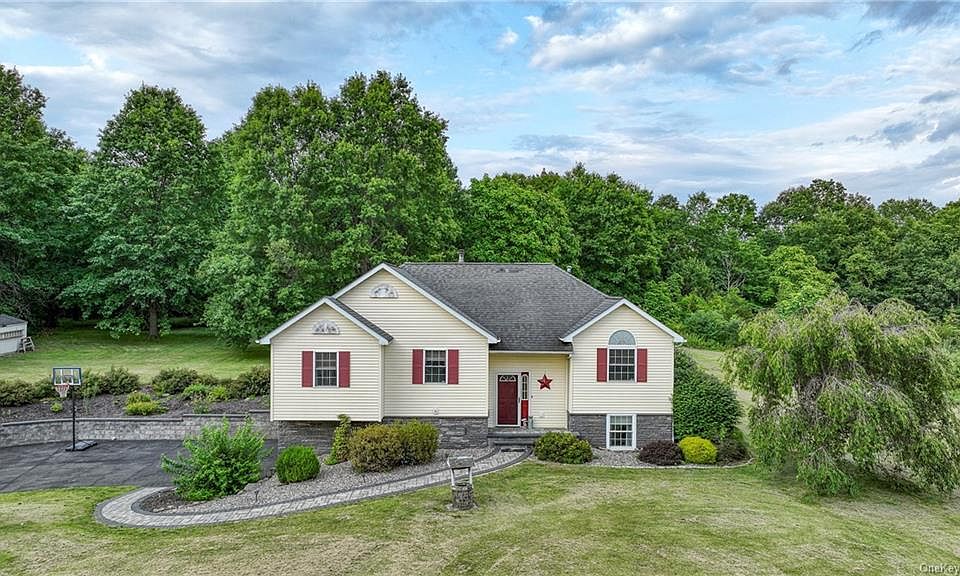 63 Liberty Drive, Rock Tavern, NY 12575 Zillow
