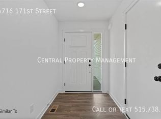 4716 171st St, Urbandale, IA 50323