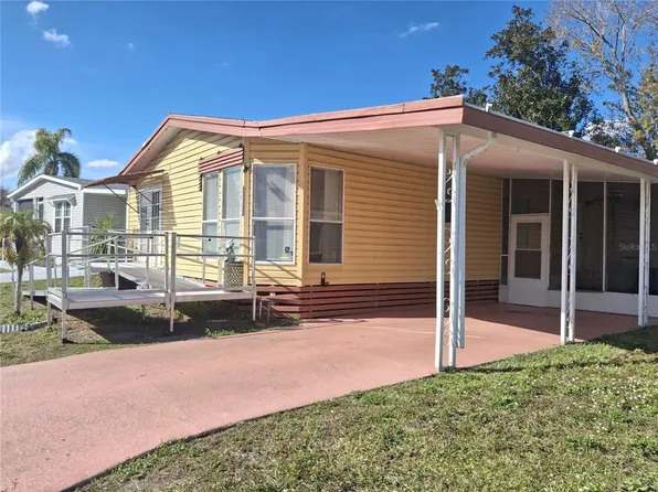 2825 Holster Way, Orlando, FL 32822