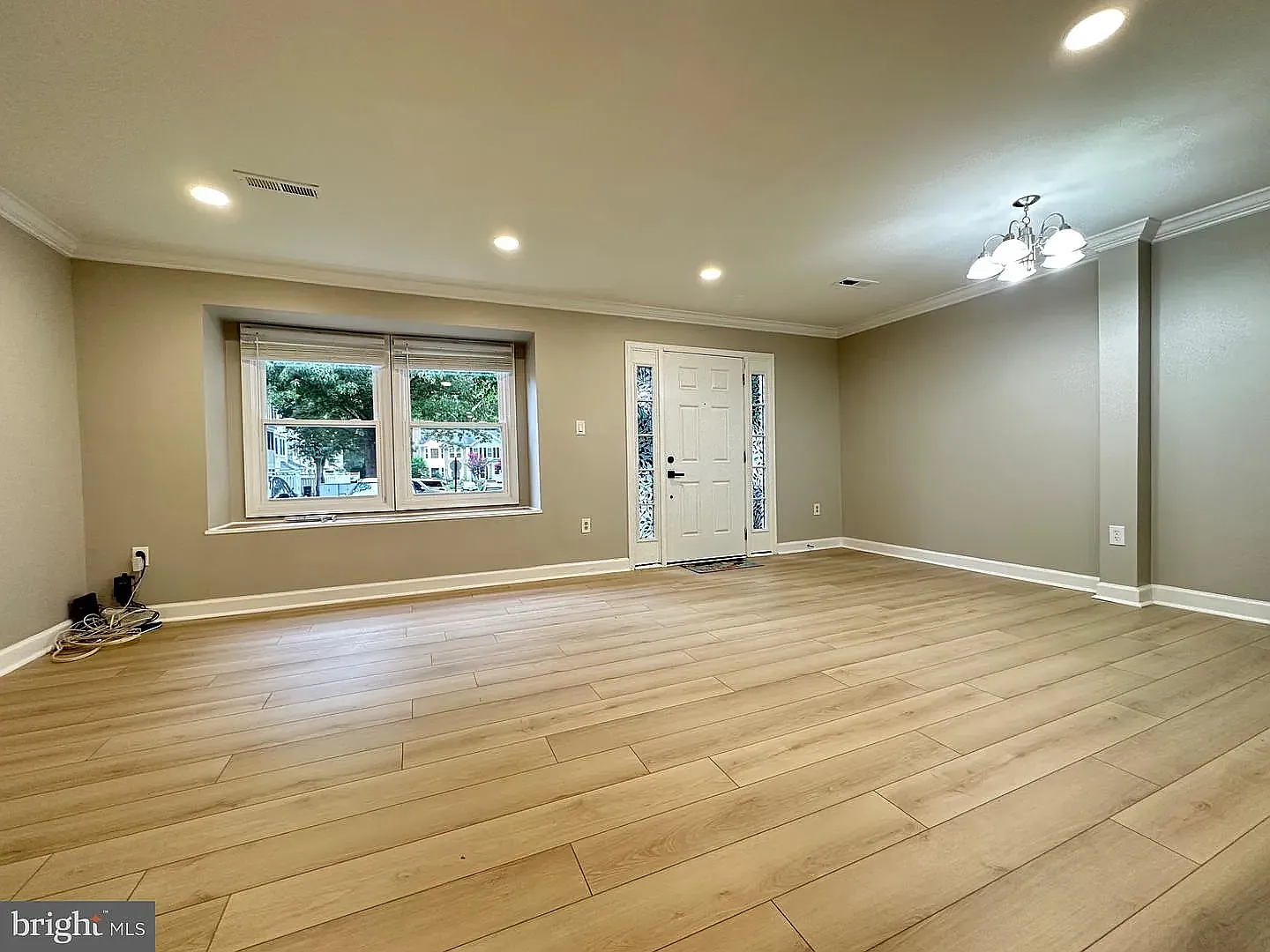 3 bed, 2.5 bath, 1540 sqft, $2,700 — Photo 3