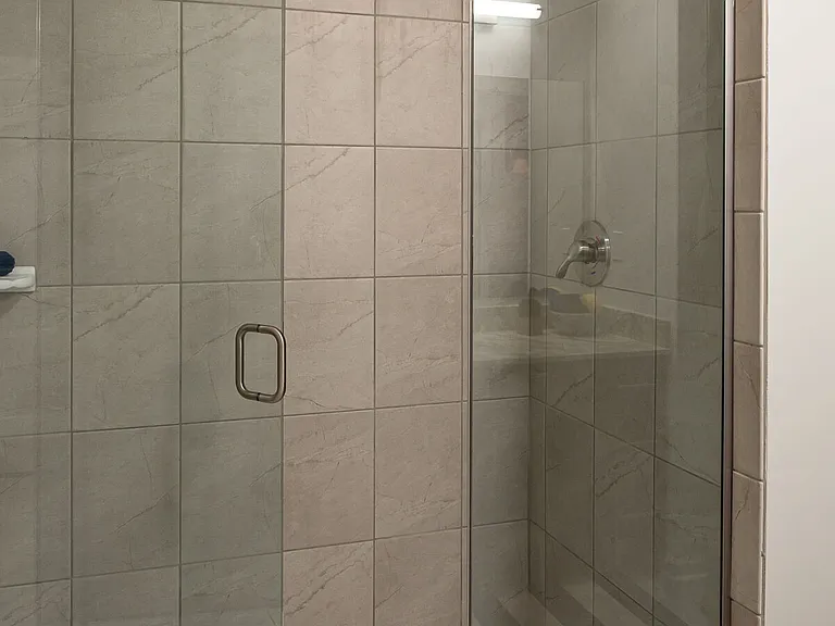 Frontgate Apartments — Photo 22