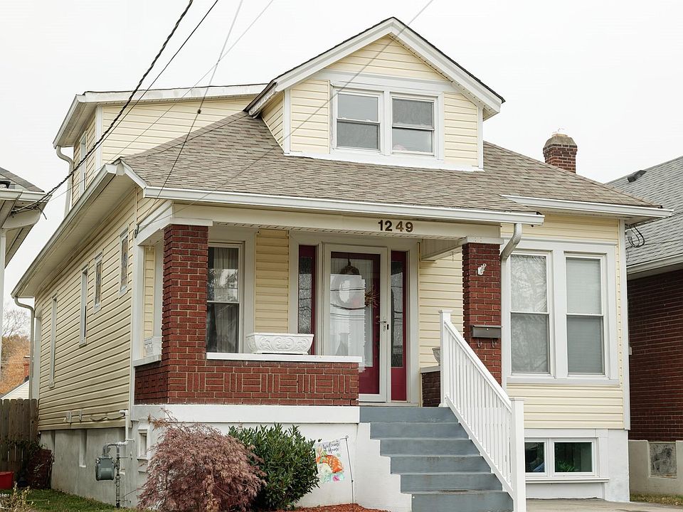 1st image of 1249 E Burnett Ave