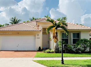 16296 SW 82nd St, Miami, FL 33193