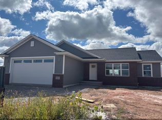 W6515 Breezy Way, Appleton, WI 54915