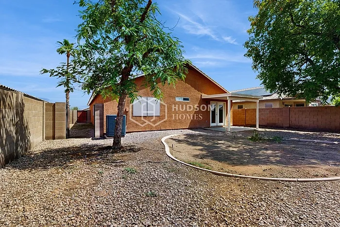 15827 W Adams St — Photo 28