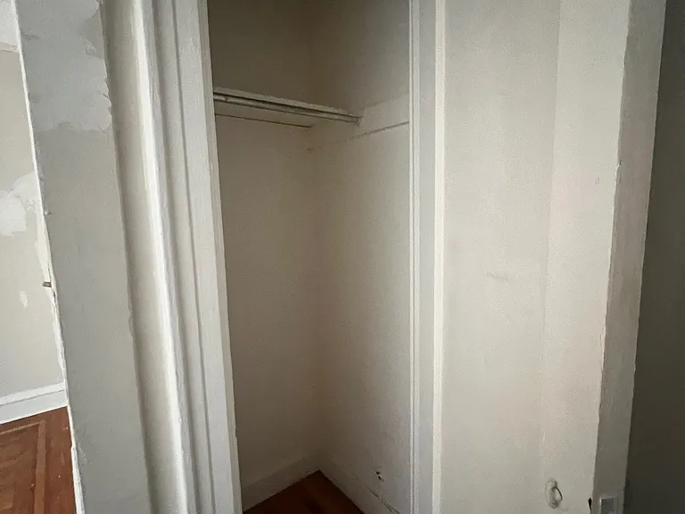 34-50 28th St #5A — Photo 11