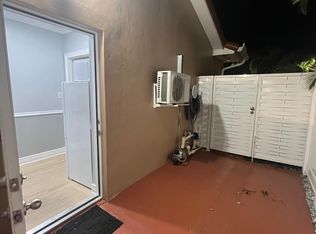 19932 NW 62nd Ct, Hialeah, FL 33015