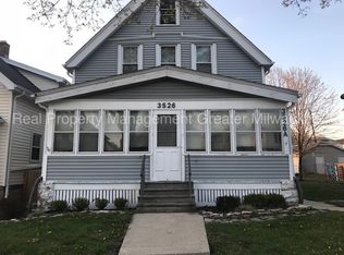 3526 E Cudahy Ave, Cudahy, WI 53110