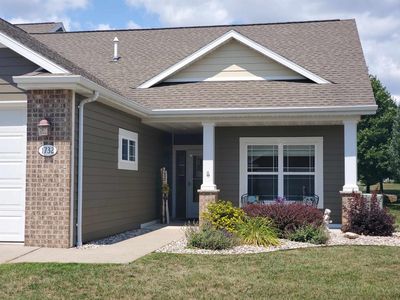 1732 OAK HOLLOW LANE, Neenah, WI, 54956