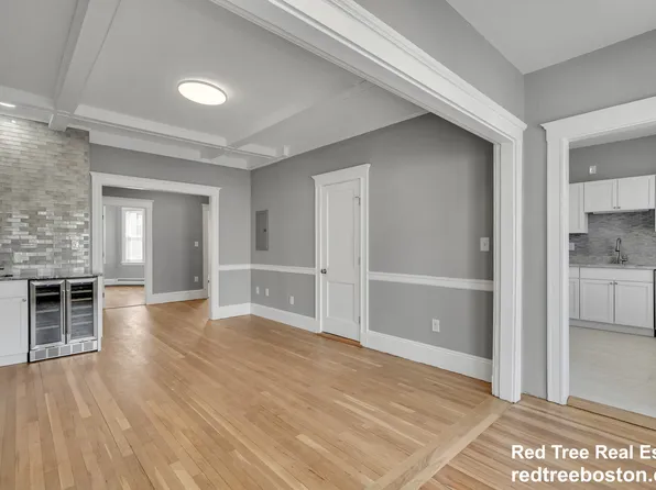 142 Sutherland Rd, Brighton, MA