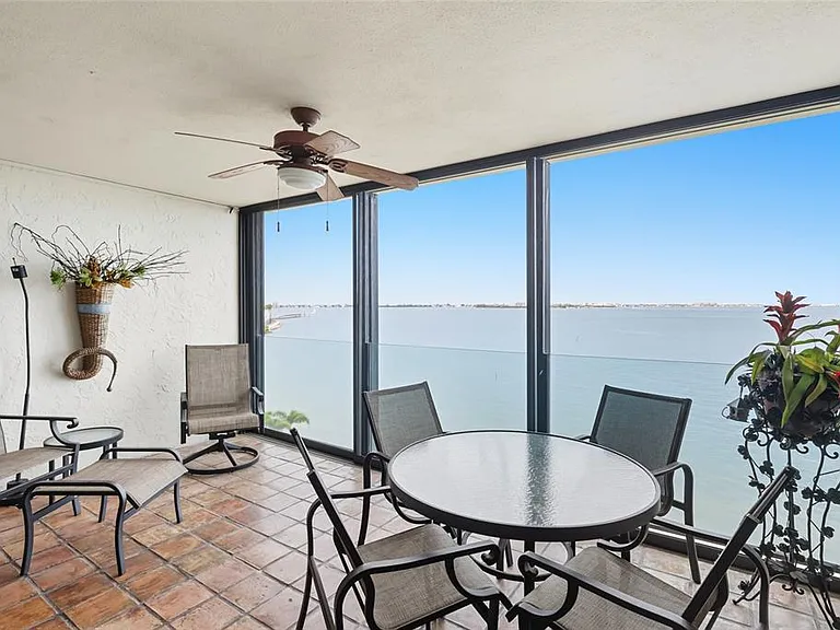 97 Sunset Dr #501 — Photo 1
