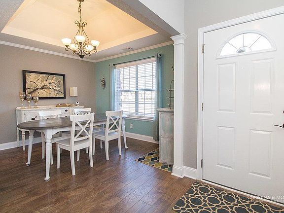 3rd image of 310 Twelve Oaks Dr