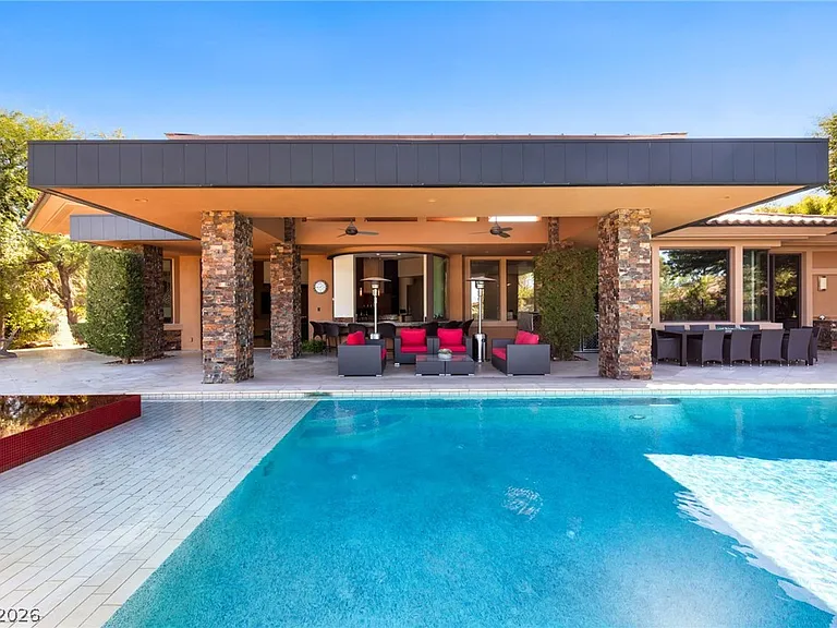 2 Castle Oaks Ct — Photo 51