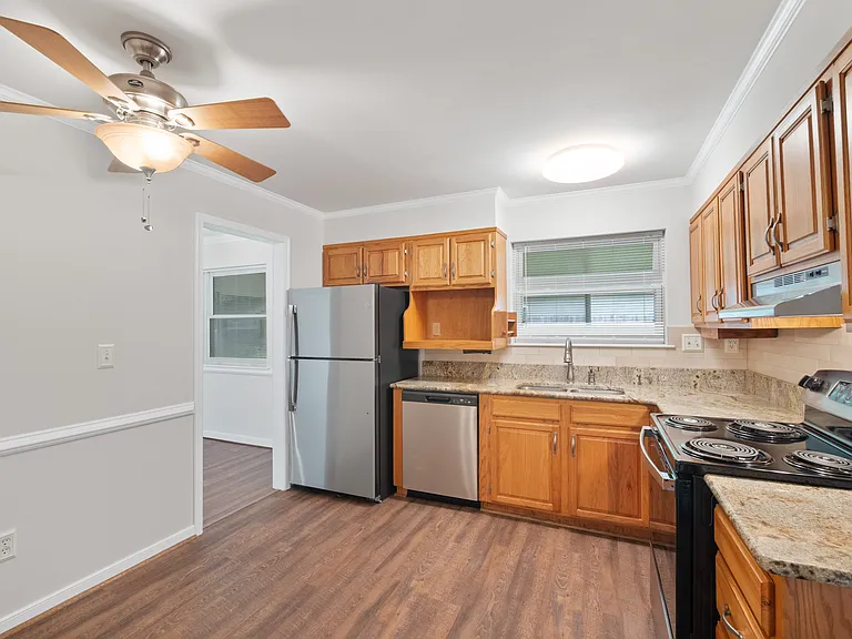 1768 Olympic Dr — Photo 26