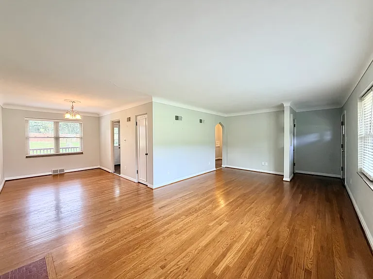 24 Lincord Dr — Photo 8