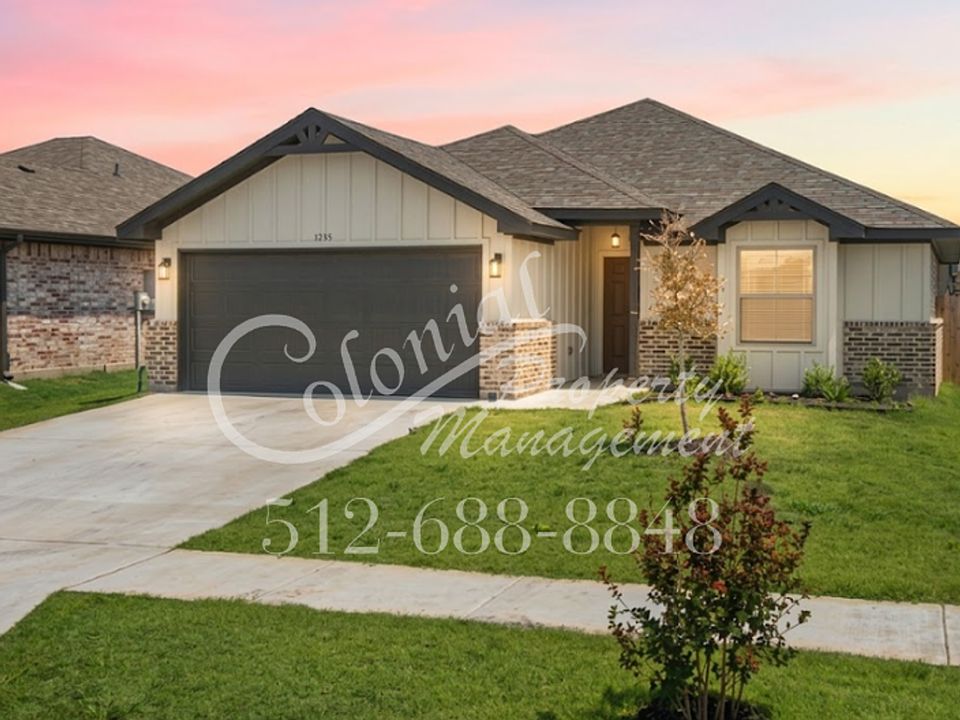 1st image of 1518 Curlew Ln