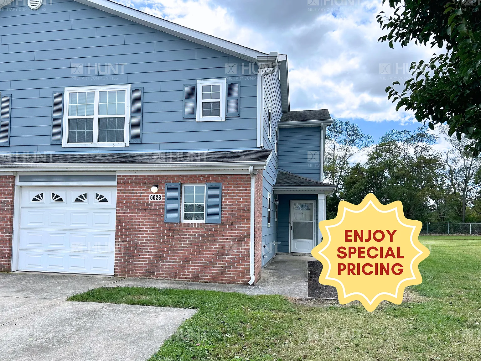3 bed, 2.5 bath, 1861 sqft, $2,250 — Photo 1