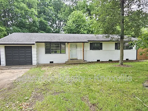2000 Nandina Dr Photo 1